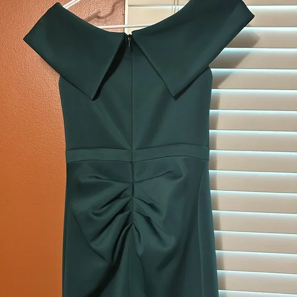 XSCAPE Women's Off-The-Shoulder Midi Dress - Picture 4 of 7